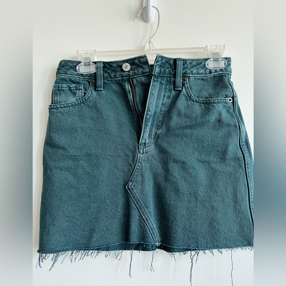 ABERCROMBIE & FITCH Zoe Aline y2k jean denim miniskirt NWT